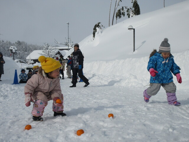 雪遊び