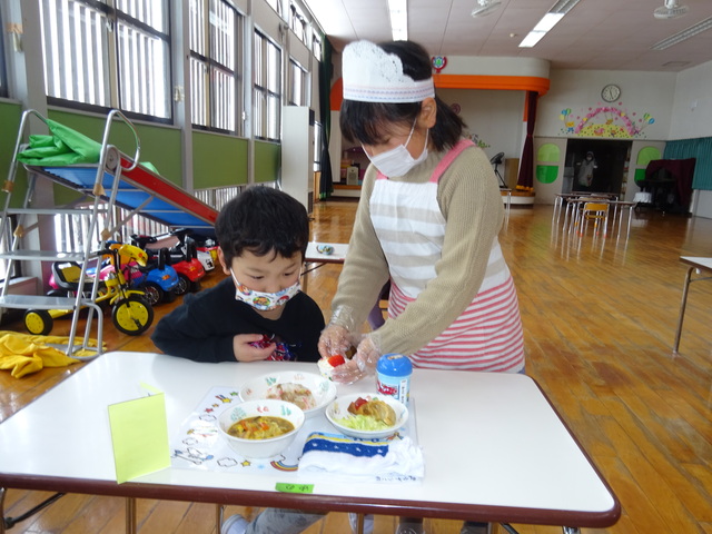 レストランごっこ