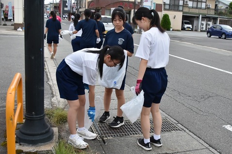 20240829まつりゴミ拾い（尾中）