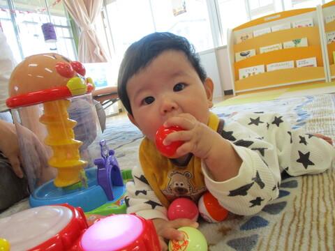 5javascript:insert_content_to_editor('<img src=